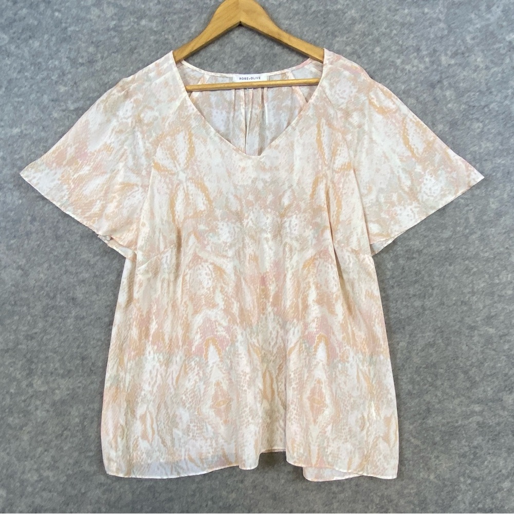 Rose & Olive Blouse‎ Size 1X Peach Cream Flutter Sleeve